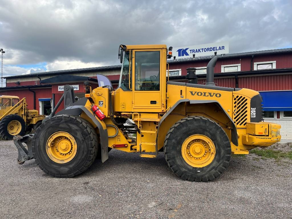 Volvo L 120 E  - Utovarivač točkaš: slika 1 Volvo L 120 E  - Utovarivač točkaš: slika 1