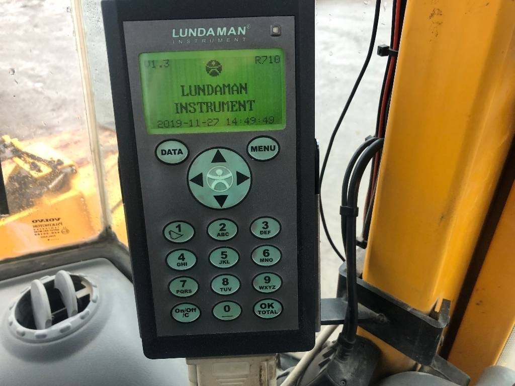 Volvo L 220 E Dismantled: only spare parts - Utovarivač točkaš: slika 3 Volvo L 220 E Dismantled: only spare parts - Utovarivač točkaš: slika 3