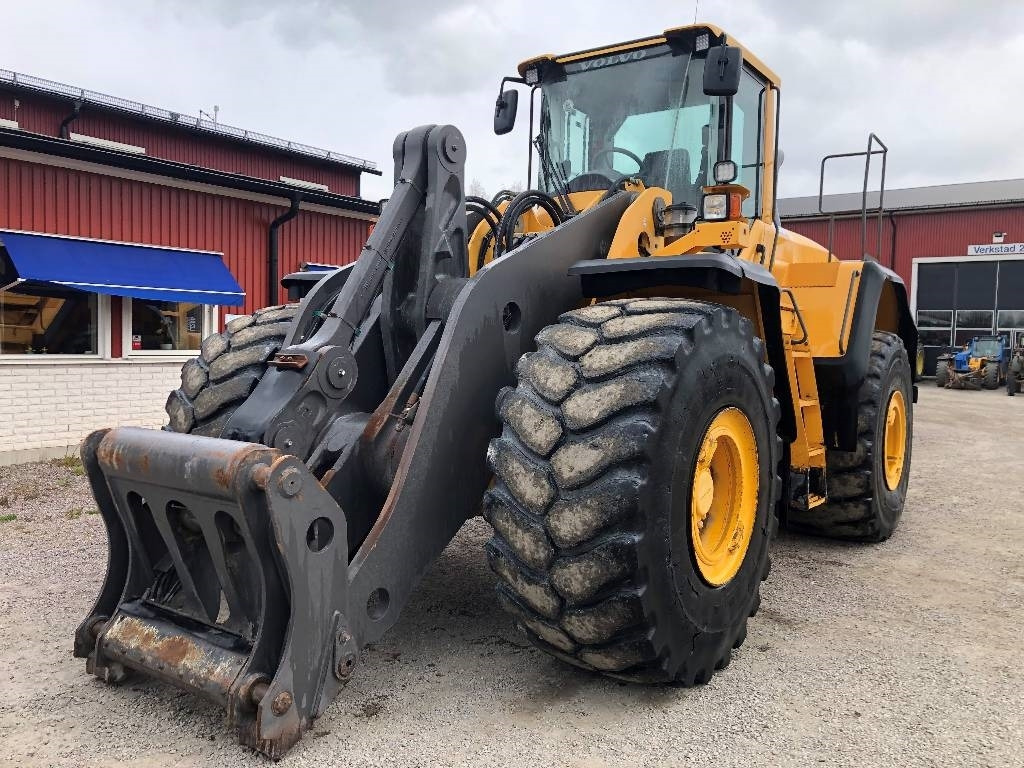 Volvo L 220 G Dismantled: only spare parts - Utovarivač točkaš: slika 3 Volvo L 220 G Dismantled: only spare parts - Utovarivač točkaš: slika 3