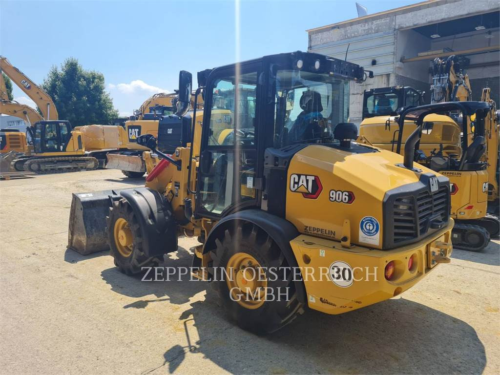 CAT 906-14 - Utovarivač točkaš: slika 4 CAT 906-14 - Utovarivač točkaš: slika 4