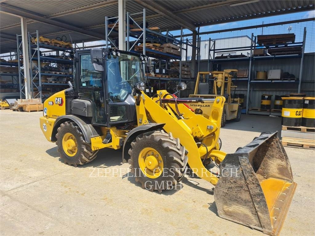 CAT 906-14 - Utovarivač točkaš: slika 2 CAT 906-14 - Utovarivač točkaš: slika 2