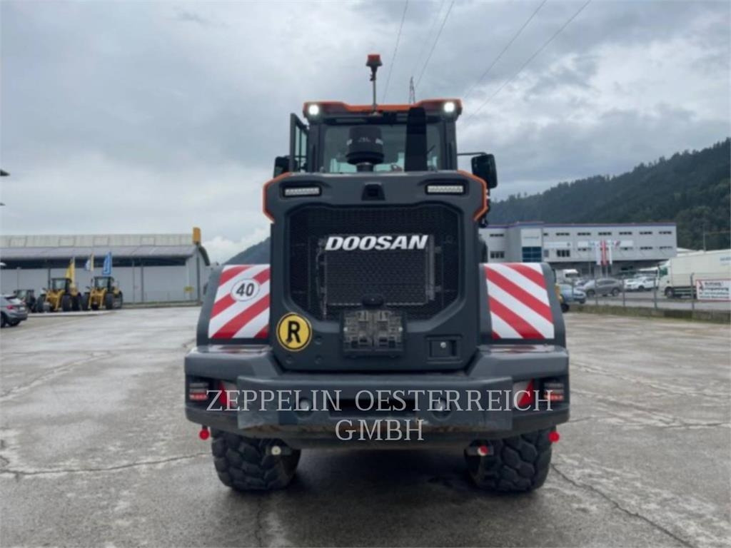 Doosan DL250-7 - Utovarivač točkaš: slika 4 Doosan DL250-7 - Utovarivač točkaš: slika 4