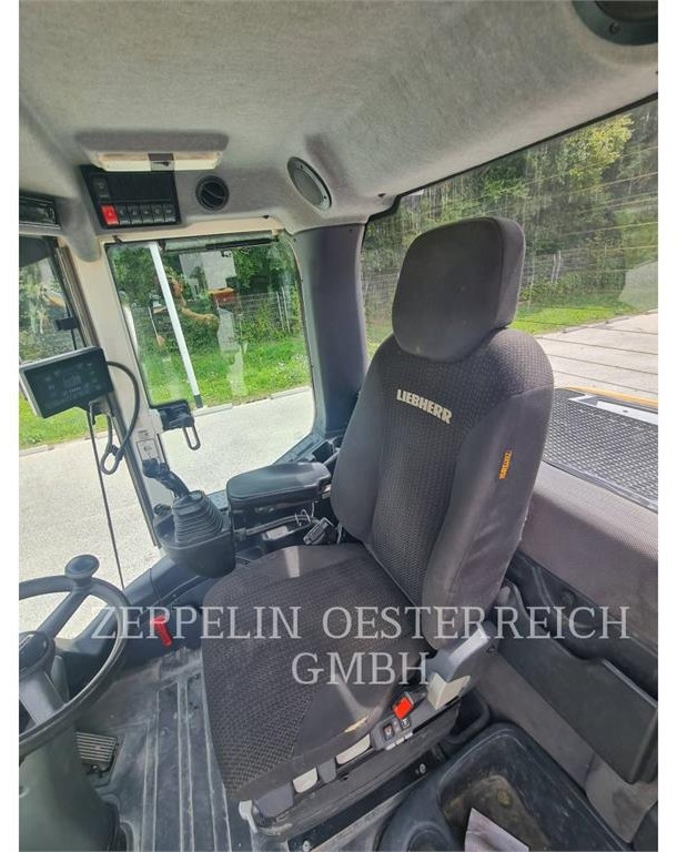 Lizing Liebherr L526 Liebherr L526: slika 11 Lizing Liebherr L526 Liebherr L526: slika 11