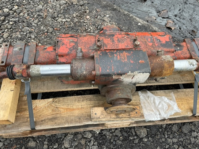 Ahlmann as 85 most napędowy części - Osovina i delovi za Poljoprivredna mašina: slika 5 Ahlmann as 85 most napędowy części - Osovina i delovi za Poljoprivredna mašina: slika 5