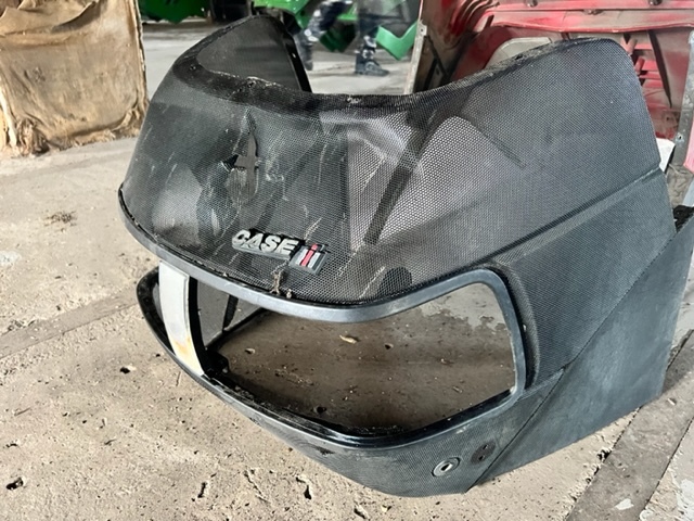 Case Farmall Grill Kratka chłodnicy 84350111 - Rešetka za Traktor: slika 2 Case Farmall Grill Kratka chłodnicy 84350111 - Rešetka za Traktor: slika 2