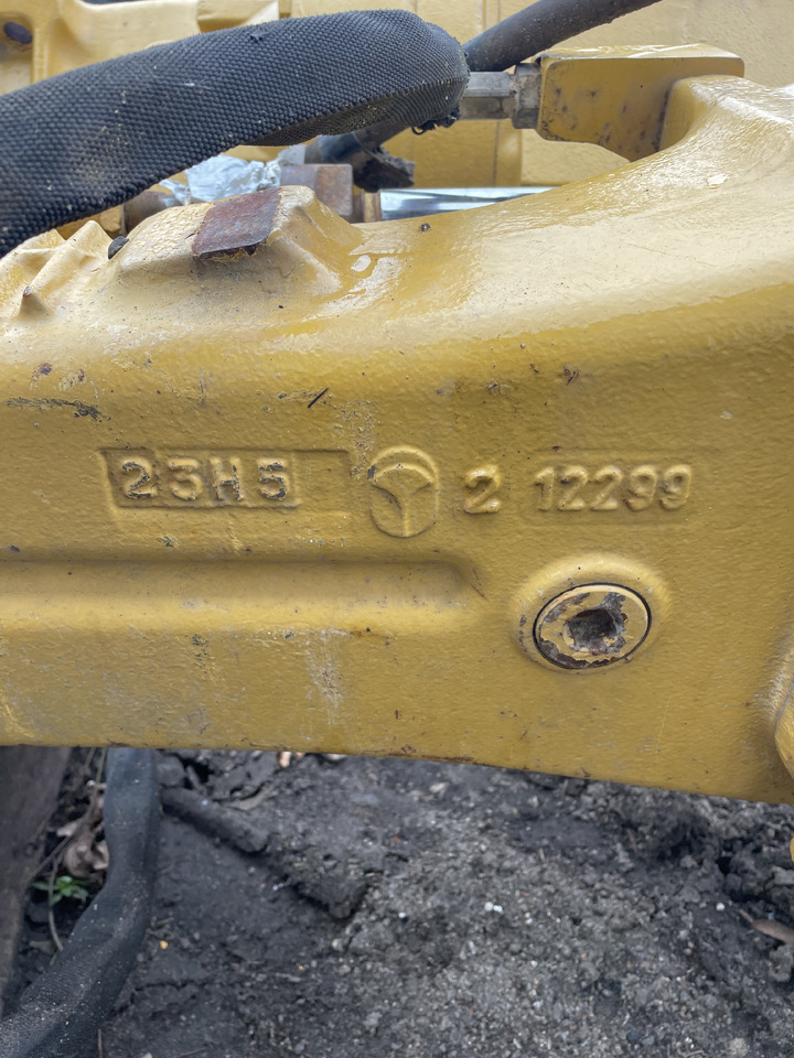 Cat Caterpillar 428E - oś przednia tylna - zwolnica zwrotnica satelity obudowa wieniec dyfer - Pogonski reduktor za Poljoprivredna mašina: slika 4 Cat Caterpillar 428E - oś przednia tylna - zwolnica zwrotnica satelity obudowa wieniec dyfer - Pogonski reduktor za Poljoprivredna mašina: slika 4