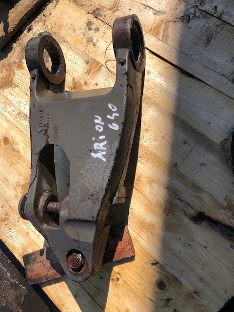 Claas Arion 0011584990 wachacz dolny lewy - Suspenzija za Traktor: slika 1 Claas Arion 0011584990 wachacz dolny lewy - Suspenzija za Traktor: slika 1