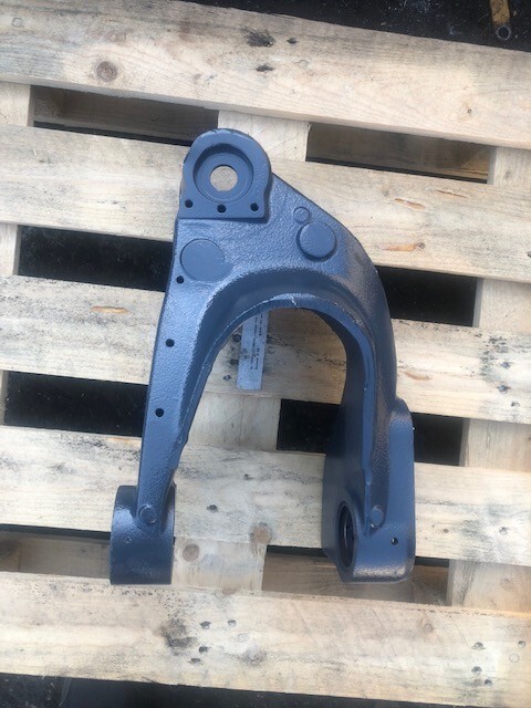 Claas Arion 0011641510 wachacz ramie prawe - Suspenzija za Traktor: slika 1 Claas Arion 0011641510 wachacz ramie prawe - Suspenzija za Traktor: slika 1