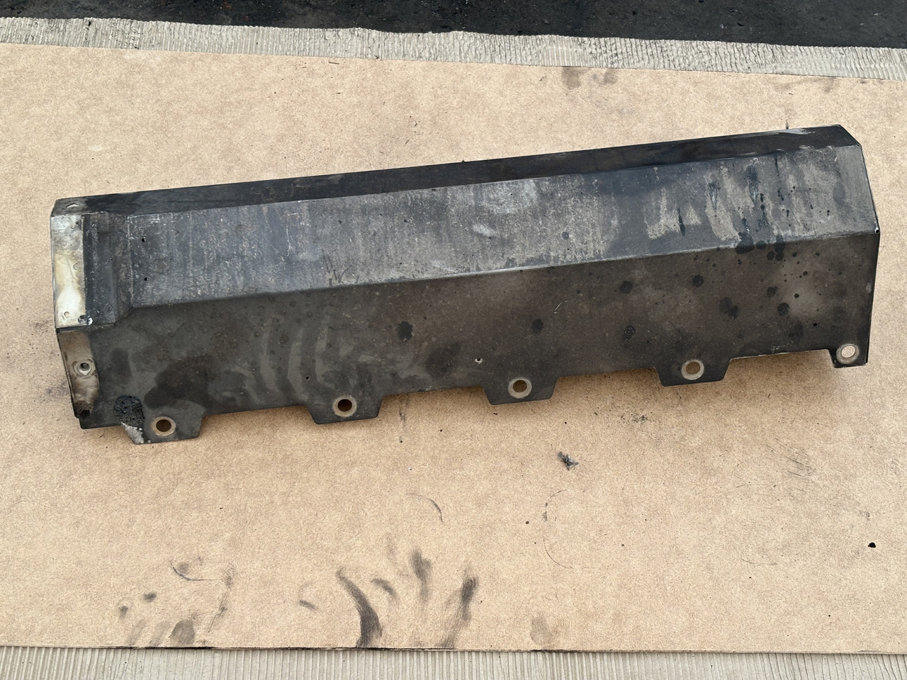 Claas Lexion 780 Obudowa Osłona Maska 00 0781 210 0 0007812100 - Hauba za Kombinovani kombajn: slika 2 Claas Lexion 780 Obudowa Osłona Maska 00 0781 210 0 0007812100 - Hauba za Kombinovani kombajn: slika 2