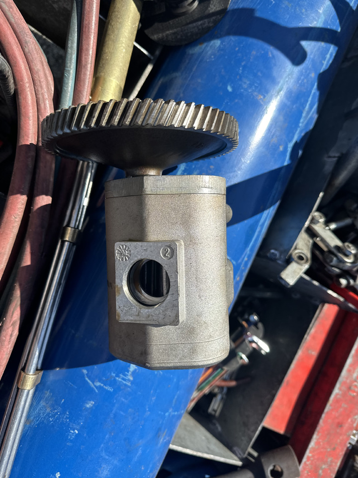 Claas ares Axion Pompa hydrauliczna massey ferguson - Hidraulična pumpa za Poljoprivredna mašina: slika 1 Claas ares Axion Pompa hydrauliczna massey ferguson - Hidraulična pumpa za Poljoprivredna mašina: slika 1