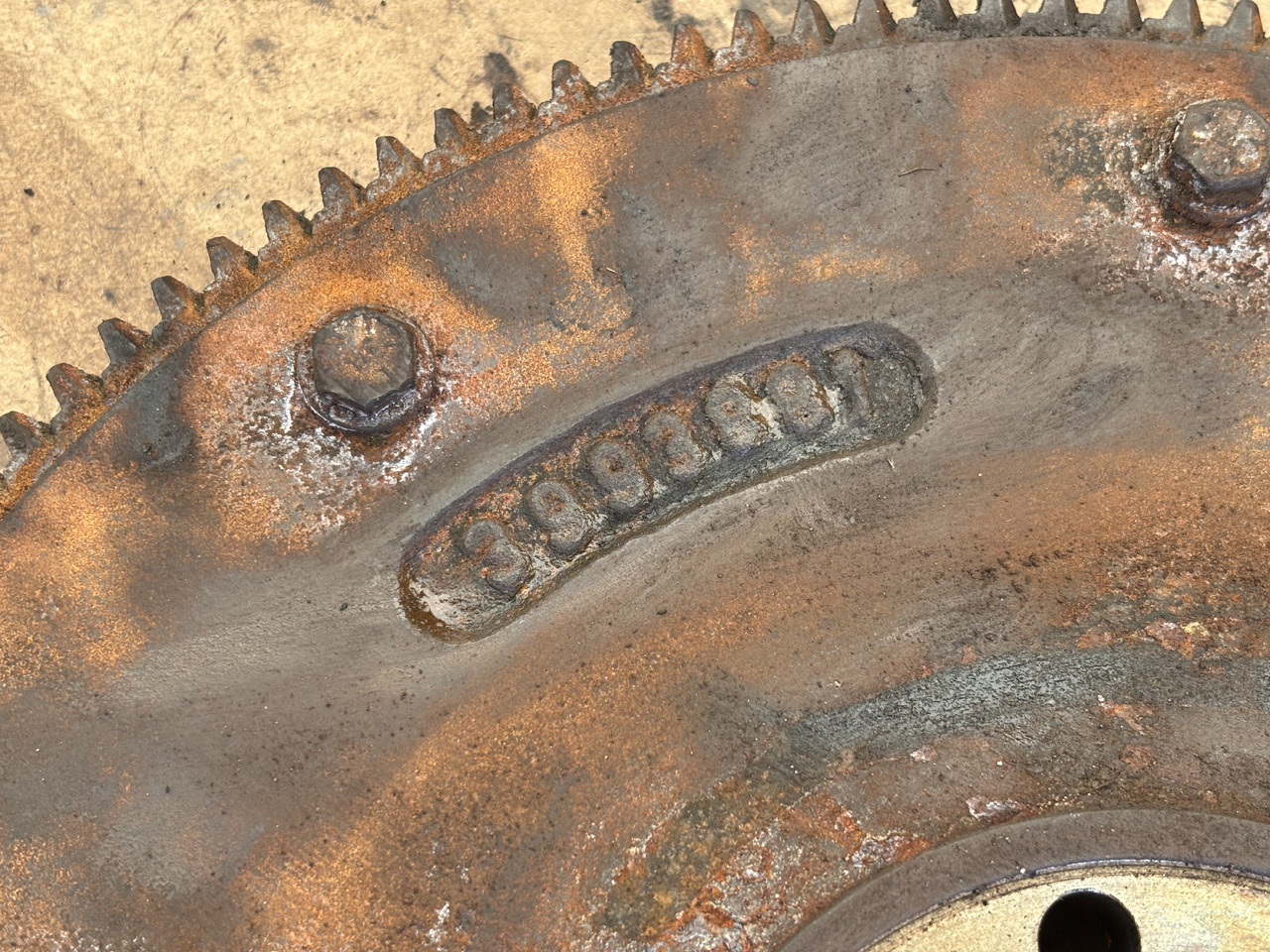 Cummins 8.3 6CT 6CTA 6CTAA Koło zamachowe 3993881 - Zamajac za Poljoprivredna mašina: slika 3 Cummins 8.3 6CT 6CTA 6CTAA Koło zamachowe 3993881 - Zamajac za Poljoprivredna mašina: slika 3