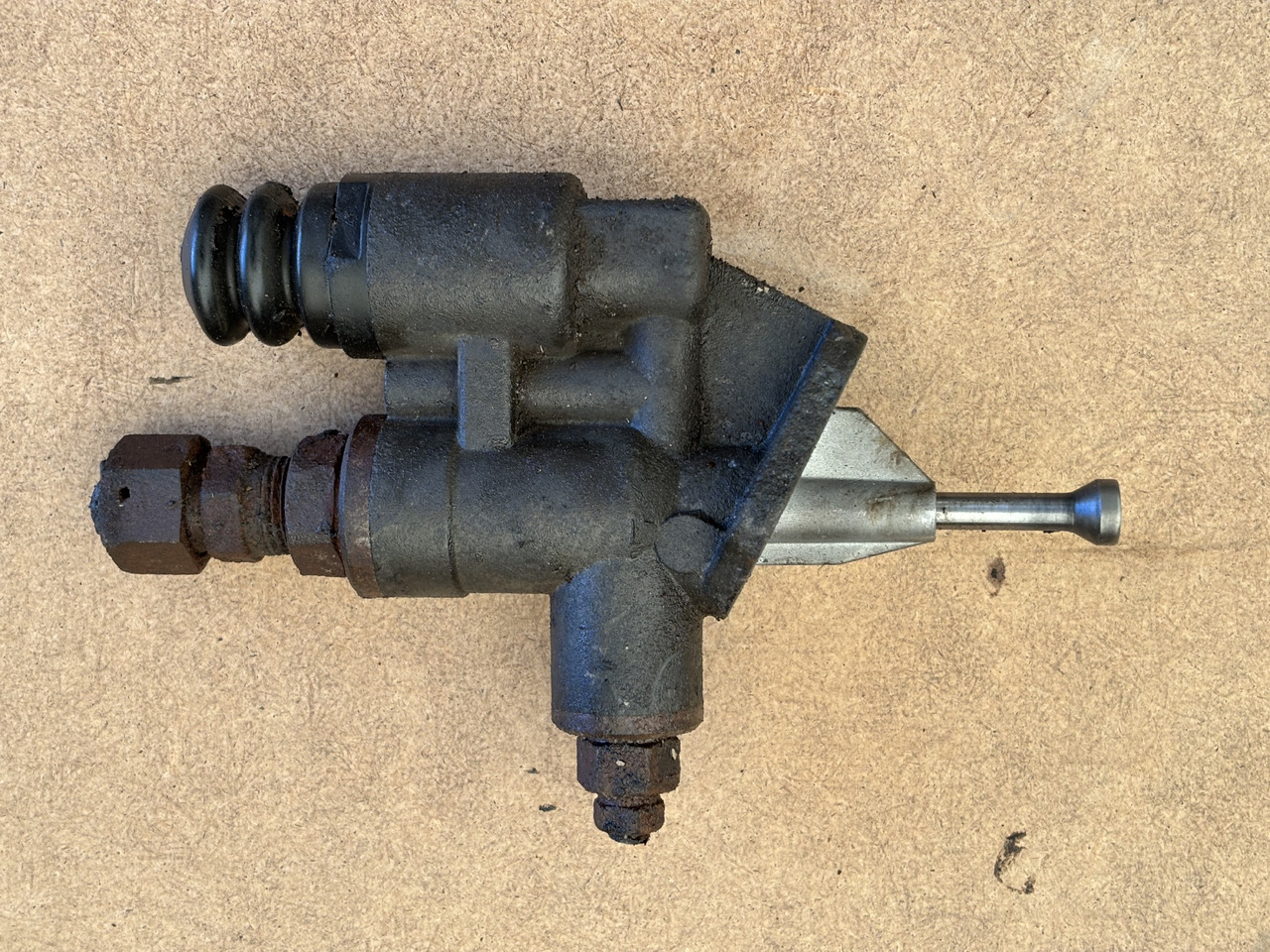 Cummins 8.3 6CT 6CTA 6CTAA Pompka Paliwa Zasilająca Cummins 3936316 - Pumpa za gorivo: slika 2 Cummins 8.3 6CT 6CTA 6CTAA Pompka Paliwa Zasilająca Cummins 3936316 - Pumpa za gorivo: slika 2