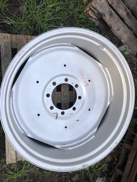 Deutz dx valtra Massey Ferguson Claas felga 15x34 - Felna za Poljoprivredna mašina: slika 1 Deutz dx valtra Massey Ferguson Claas felga 15x34 - Felna za Poljoprivredna mašina: slika 1