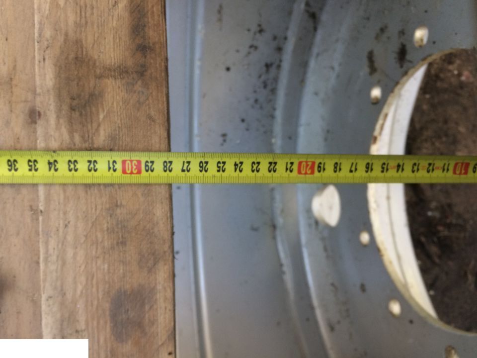 Felga W18Lx28 , felga 18x28 Case Massey Ferguson - Felna za Poljoprivredna mašina: slika 4 Felga W18Lx28 , felga 18x28 Case Massey Ferguson - Felna za Poljoprivredna mašina: slika 4