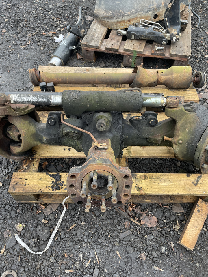 Fendt 209F - zwrotnica mostu przedniego prawa F260310020310 - Rukavac točka za Poljoprivredna mašina: slika 1 Fendt 209F - zwrotnica mostu przedniego prawa F260310020310 - Rukavac točka za Poljoprivredna mašina: slika 1