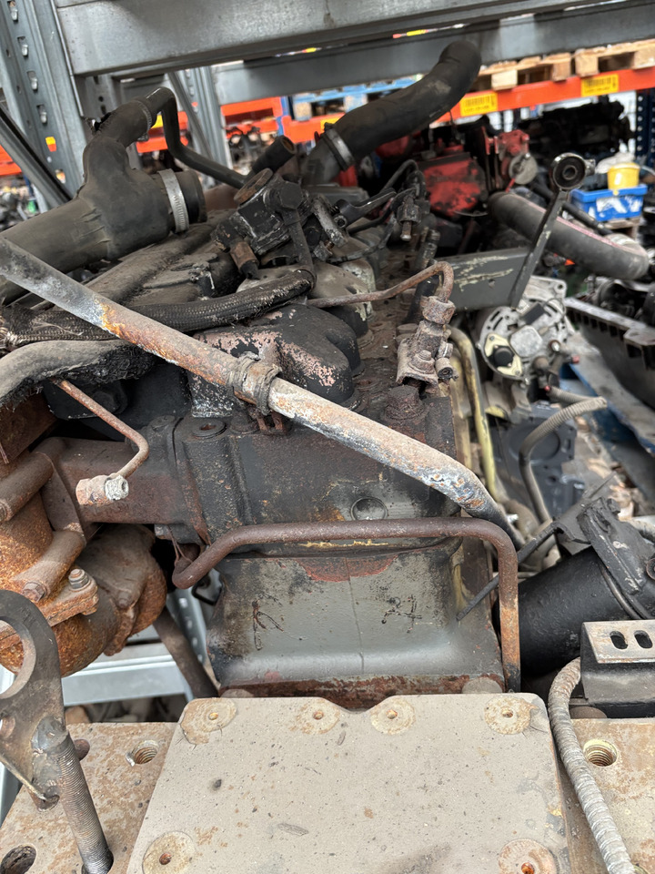 Fendt 309 Deutz TD226-B4 MWM Silnik Blok Pokrywa Obudowa Koło Zamachowe Miska Olejowa CZĘŚCI - Zamajac za Poljoprivredna mašina: slika 1 Fendt 309 Deutz TD226-B4 MWM Silnik Blok Pokrywa Obudowa Koło Zamachowe Miska Olejowa CZĘŚCI - Zamajac za Poljoprivredna mašina: slika 1