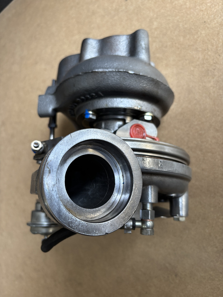 Fendt 924 930 934 936 Vario - turbosprężarka F934201090040 - Turbo: slika 4 Fendt 924 930 934 936 Vario - turbosprężarka F934201090040 - Turbo: slika 4