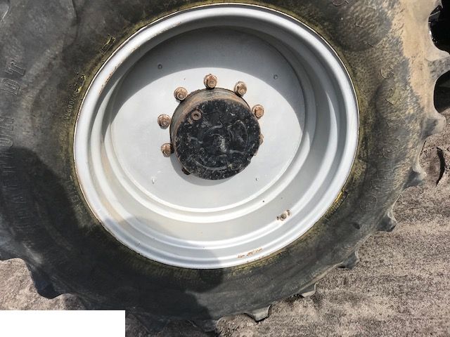 Fendt - Felga 16x30 - Felna za Poljoprivredna mašina: slika 3 Fendt - Felga 16x30 - Felna za Poljoprivredna mašina: slika 3