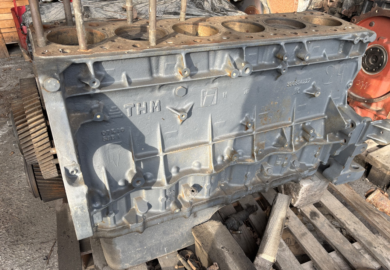 IVECO Stralis Cursor 10 THM Blok Wał Słupek Silnika Miska Olejowa 500334227 - Cilindar blok za Poljoprivredna mašina: slika 1 IVECO Stralis Cursor 10 THM Blok Wał Słupek Silnika Miska Olejowa 500334227 - Cilindar blok za Poljoprivredna mašina: slika 1