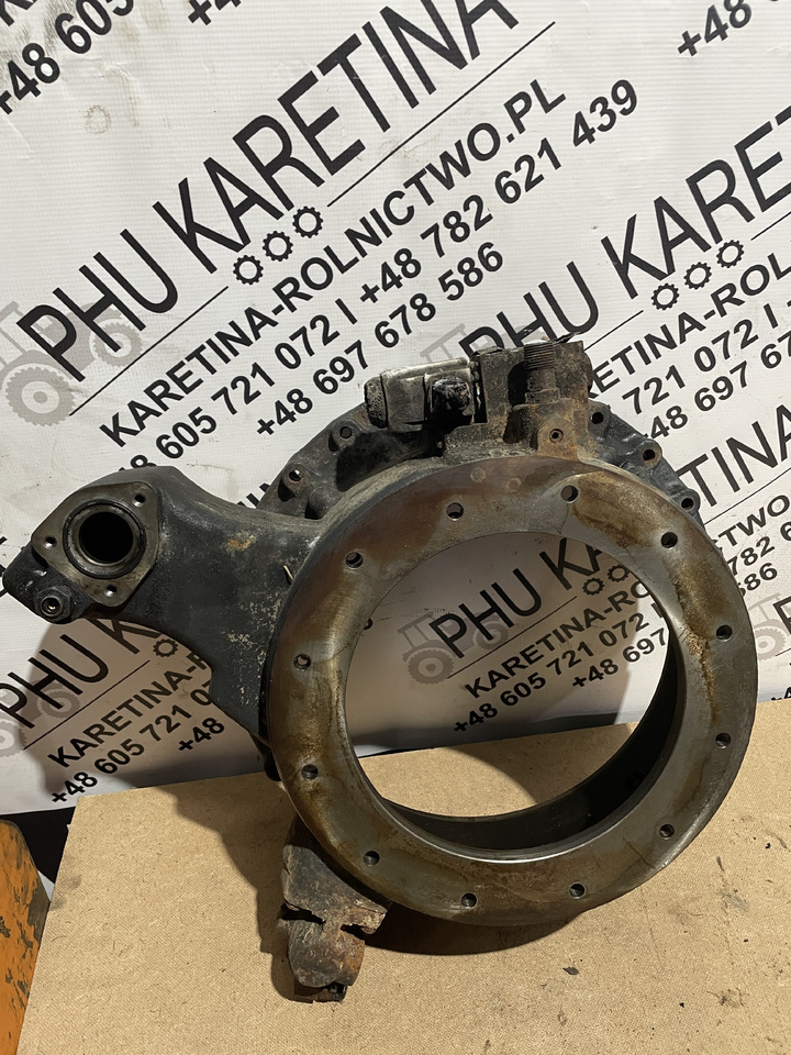 JCB FAstrac - obudowa środkowa skrzyni biegów - Menjač i delovi za Traktor: slika 1 JCB FAstrac - obudowa środkowa skrzyni biegów - Menjač i delovi za Traktor: slika 1