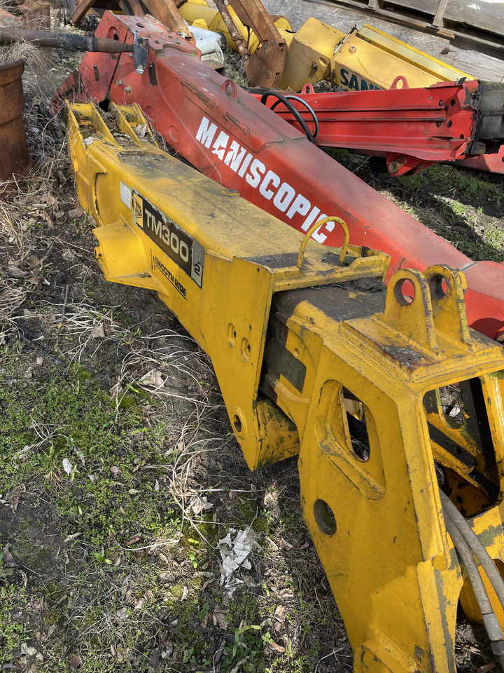 JCB TM300 TM310 - maszt teleskop - Platforma za Građevinska mašina: slika 4 JCB TM300 TM310 - maszt teleskop - Platforma za Građevinska mašina: slika 4