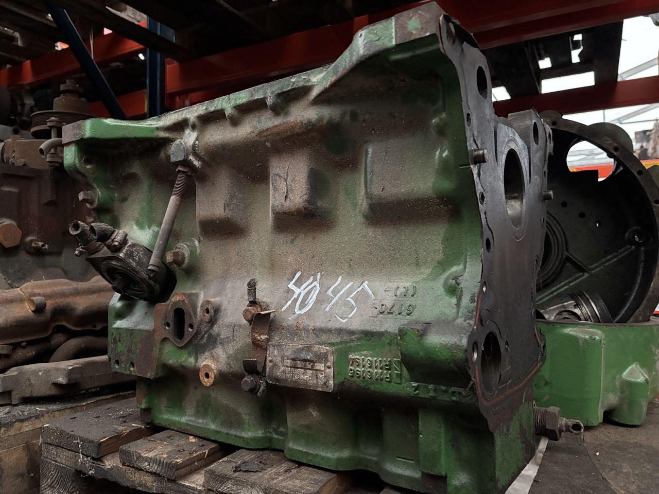 John Deere 4039TF 4045 R116195 R11619 R121421 Blok Silnika Tłoki Obudowa Koła Zamachowego CZĘŚCI - Cilindar blok za Poljoprivredna mašina: slika 1 John Deere 4039TF 4045 R116195 R11619 R121421 Blok Silnika Tłoki Obudowa Koła Zamachowego CZĘŚCI - Cilindar blok za Poljoprivredna mašina: slika 1