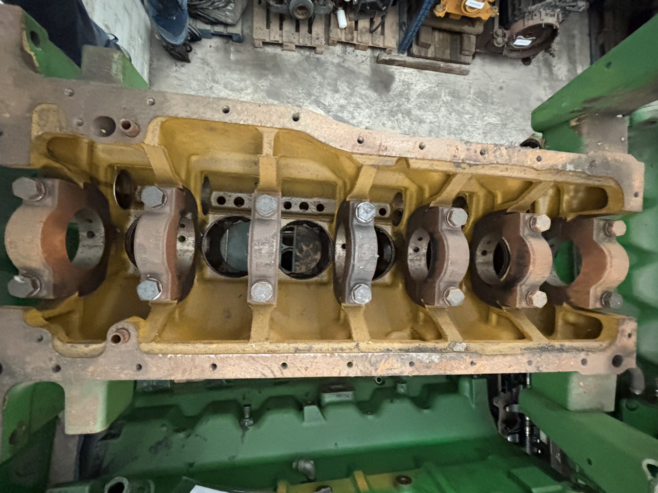 John Deere 6076HZ031 Blok Silnika R119995 R119996 R119997 - Cilindar blok za Poljoprivredna mašina: slika 2 John Deere 6076HZ031 Blok Silnika R119995 R119996 R119997 - Cilindar blok za Poljoprivredna mašina: slika 2