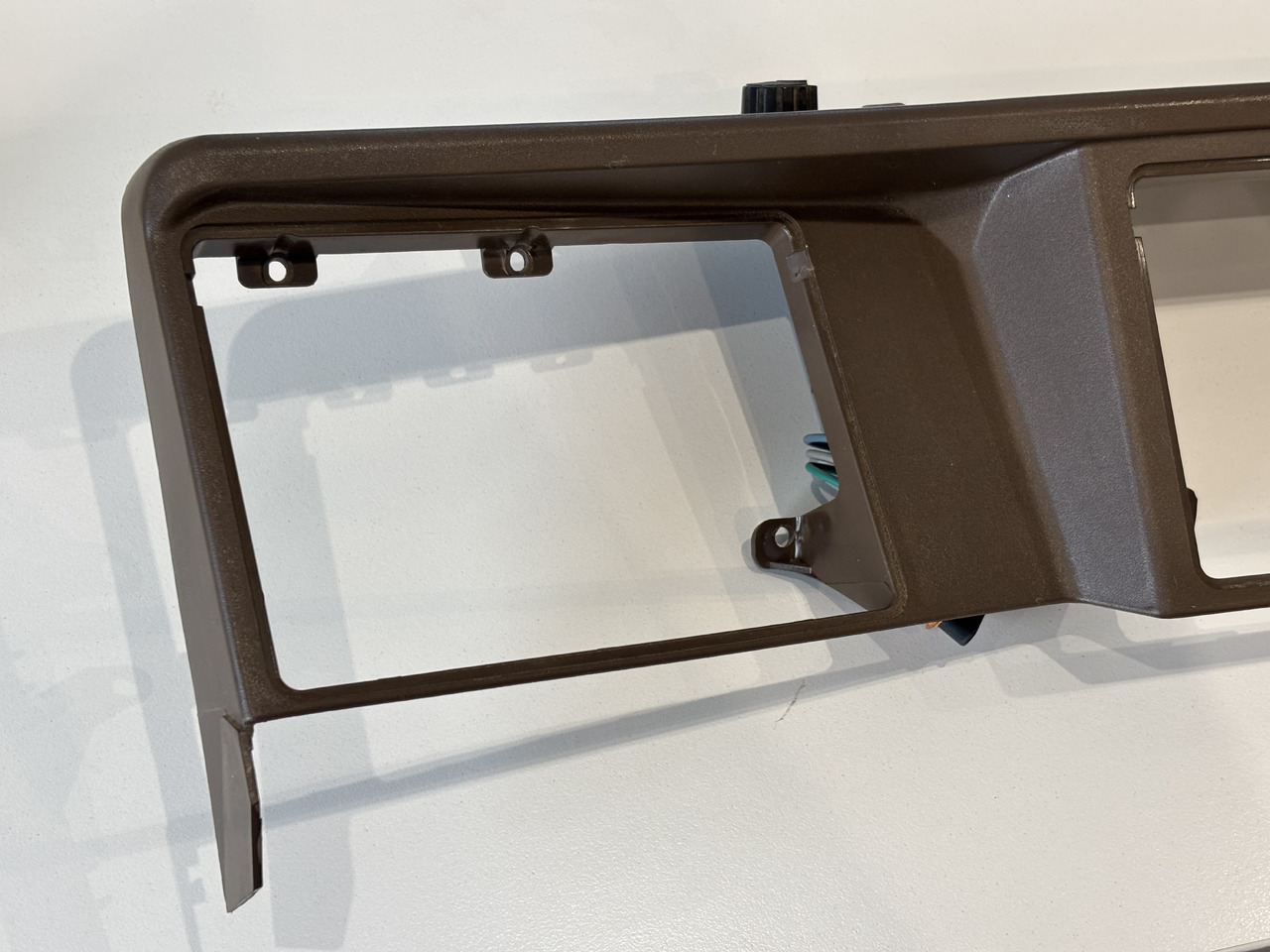 John Deere 6110 6210 Obudowa Ramka Mocowanie L165832 - Kabina i enterijer za Poljoprivredna mašina: slika 2 John Deere 6110 6210 Obudowa Ramka Mocowanie L165832 - Kabina i enterijer za Poljoprivredna mašina: slika 2