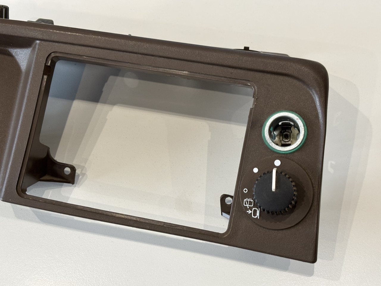 John Deere 6110 6210 Obudowa Ramka Mocowanie L165832 - Kabina i enterijer za Poljoprivredna mašina: slika 3 John Deere 6110 6210 Obudowa Ramka Mocowanie L165832 - Kabina i enterijer za Poljoprivredna mašina: slika 3