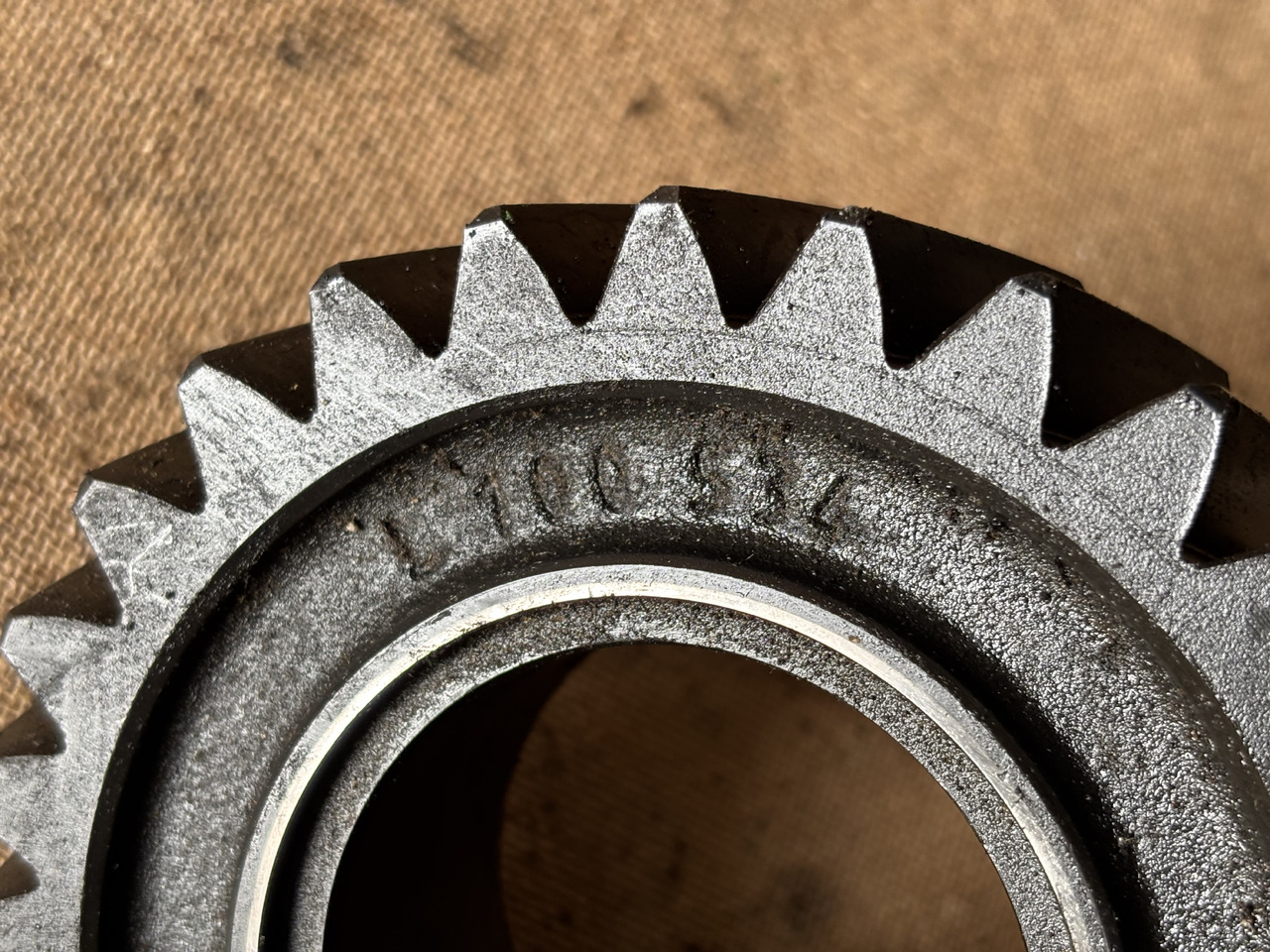 John Deere 6400 6600 6506 Koło Zębate Tryb L100534 L78948 - Menjač i delovi za Poljoprivredna mašina: slika 1 John Deere 6400 6600 6506 Koło Zębate Tryb L100534 L78948 - Menjač i delovi za Poljoprivredna mašina: slika 1