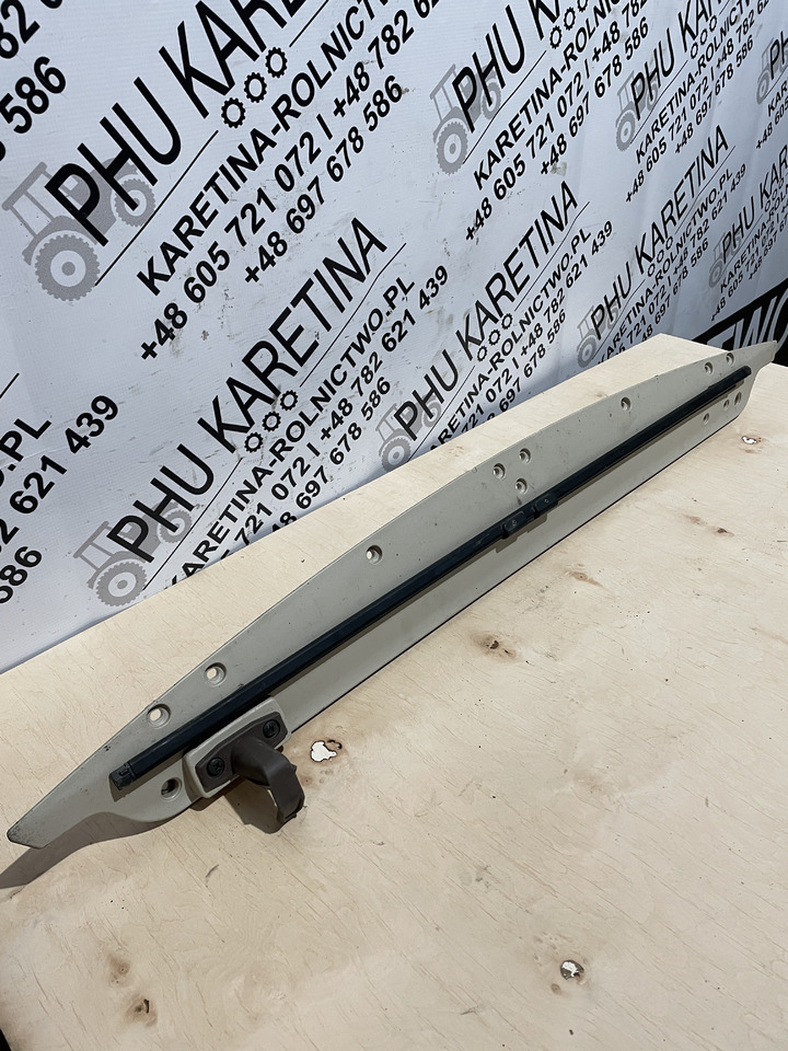 John Deere 6920 6920S - osłona roleta - Staklo i delovi za Poljoprivredna mašina: slika 1 John Deere 6920 6920S - osłona roleta - Staklo i delovi za Poljoprivredna mašina: slika 1