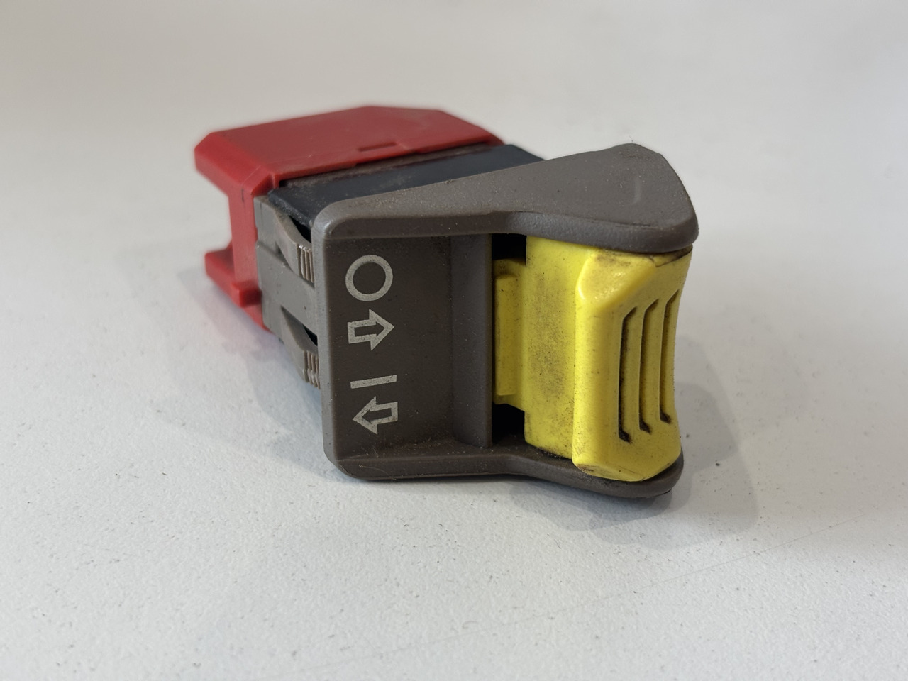 John Deere 6M 6R 6xxx Przełącznik Sterowania WOM AL218838 - Električni sistem za Poljoprivredna mašina: slika 2 John Deere 6M 6R 6xxx Przełącznik Sterowania WOM AL218838 - Električni sistem za Poljoprivredna mašina: slika 2