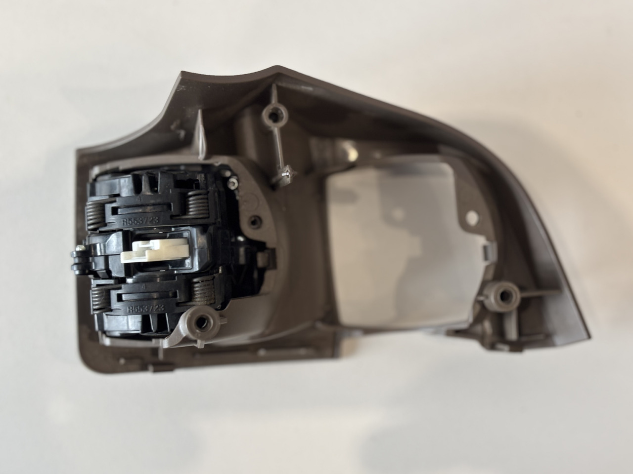 John Deere 6R 6xxx Przycisk Sterownik Kontroler Podnośnika SCV RE588398 - Električni sistem za Poljoprivredna mašina: slika 4 John Deere 6R 6xxx Przycisk Sterownik Kontroler Podnośnika SCV RE588398 - Električni sistem za Poljoprivredna mašina: slika 4