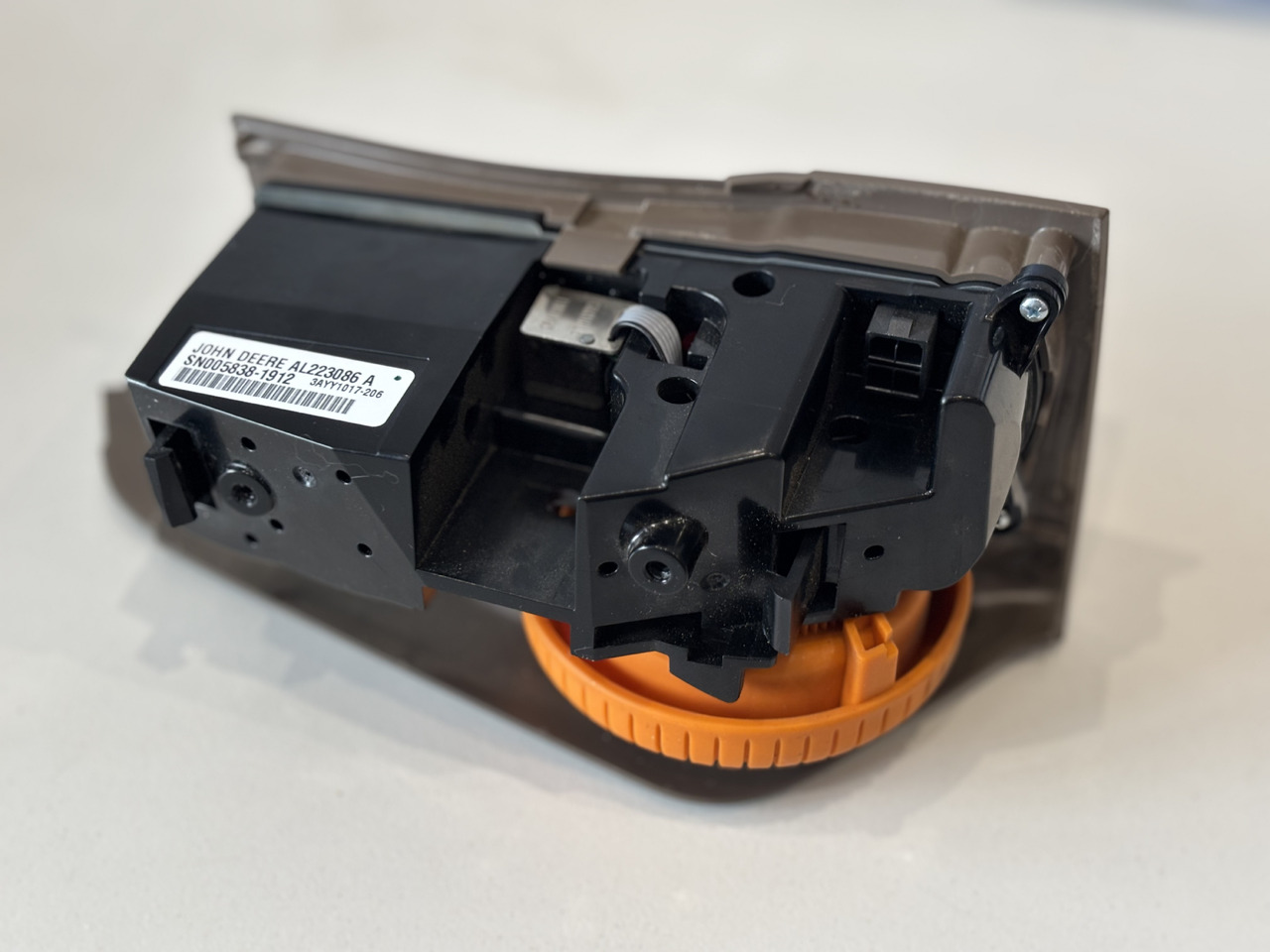 John Deere 6R 6xxx Sterownik Regulator Pokrętło Sterowania Prędkością Silnika AL223086 - Električni sistem za Poljoprivredna mašina: slika 4 John Deere 6R 6xxx Sterownik Regulator Pokrętło Sterowania Prędkością Silnika AL223086 - Električni sistem za Poljoprivredna mašina: slika 4