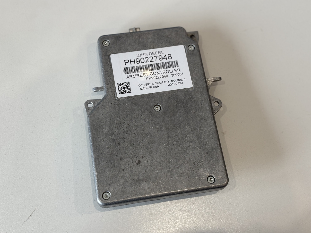 John Deere 6R 7M 6xxx Sterownik Jednostka Sterująca Moduł ACU PH90227948 - Upravljačka jedinica za Poljoprivredna mašina: slika 1 John Deere 6R 7M 6xxx Sterownik Jednostka Sterująca Moduł ACU PH90227948 - Upravljačka jedinica za Poljoprivredna mašina: slika 1