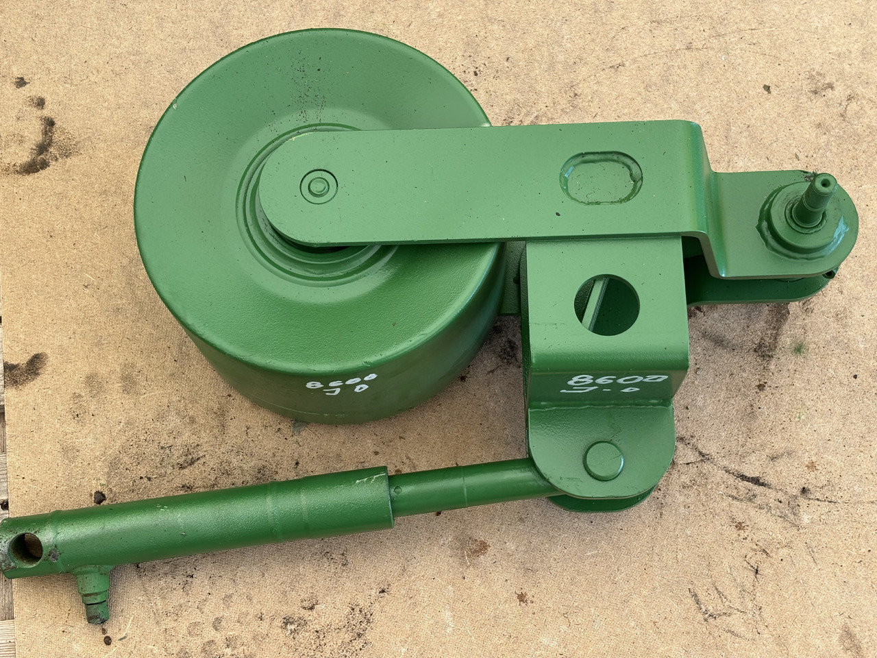 John Deere 8600 Siłownik hydrauliczny napinacz rolka AXE26918 - Hidraulični cilindar za Poljoprivredna mašina: slika 2 John Deere 8600 Siłownik hydrauliczny napinacz rolka AXE26918 - Hidraulični cilindar za Poljoprivredna mašina: slika 2