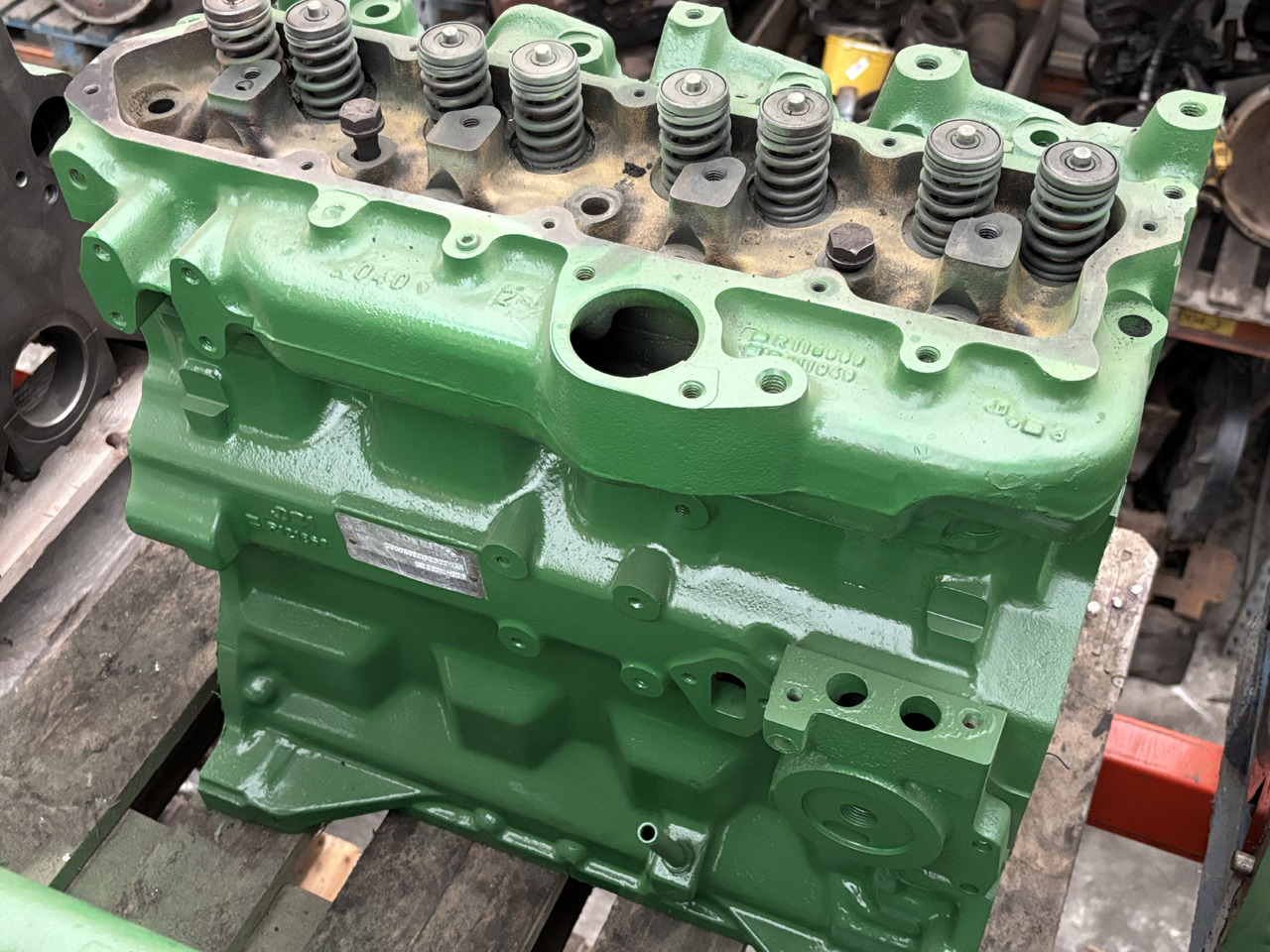 John Deere R121868 4039TL-006 4039TL 006 Blok Silnika R116569 R111949 Cylinder - Cilindar blok za Poljoprivredna mašina: slika 2 John Deere R121868 4039TL-006 4039TL 006 Blok Silnika R116569 R111949 Cylinder - Cilindar blok za Poljoprivredna mašina: slika 2