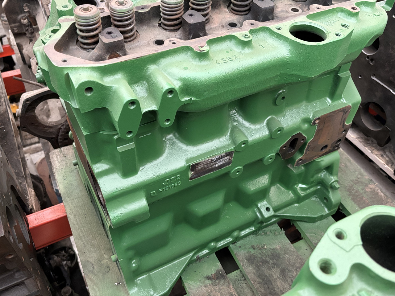 John Deere R121868 4039TL-006 4039TL 006 Blok Silnika R116569 R111949 Cylinder - Cilindar blok za Poljoprivredna mašina: slika 1 John Deere R121868 4039TL-006 4039TL 006 Blok Silnika R116569 R111949 Cylinder - Cilindar blok za Poljoprivredna mašina: slika 1