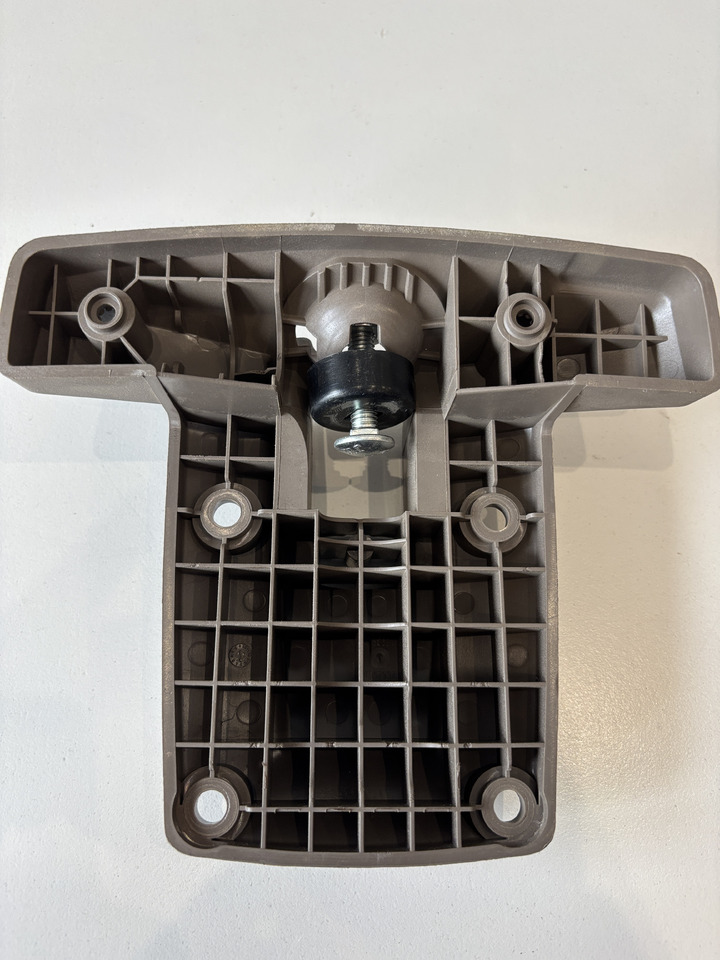 John Deere seria 6000 7000 8000 R - podstawa monitora wyświetlacza R562957 - Kabina i enterijer za Poljoprivredna mašina: slika 2 John Deere seria 6000 7000 8000 R - podstawa monitora wyświetlacza R562957 - Kabina i enterijer za Poljoprivredna mašina: slika 2