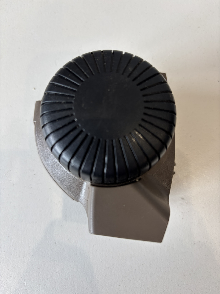 John Deere seria 6000 7000 8000 R - pokrętło sterowanie zaczepem tylnym RE584123 - Kabina i enterijer za Poljoprivredna mašina: slika 2 John Deere seria 6000 7000 8000 R - pokrętło sterowanie zaczepem tylnym RE584123 - Kabina i enterijer za Poljoprivredna mašina: slika 2