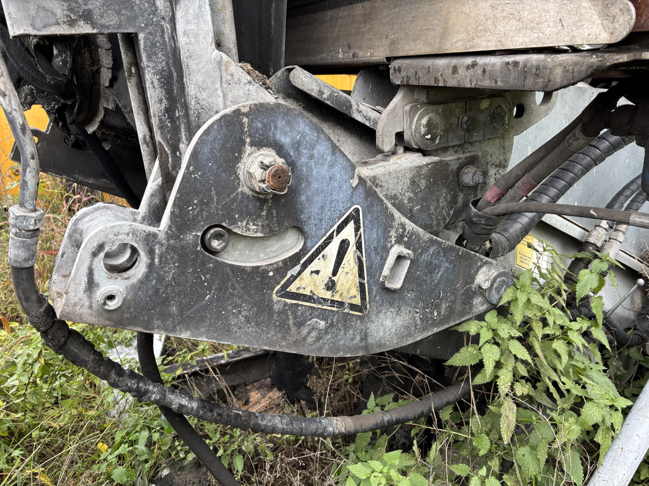 LINDNER Urraco 75 D U75D U-75-D Obudowa Niszczarki Rozdrabniaczy Bębnów Koryto Wanna - Drobilica: slika 4 LINDNER Urraco 75 D U75D U-75-D Obudowa Niszczarki Rozdrabniaczy Bębnów Koryto Wanna - Drobilica: slika 4