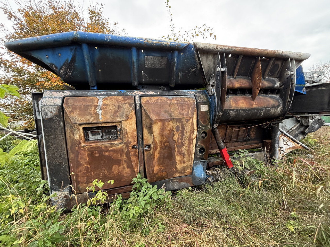 LINDNER Urraco 75 D U75D U-75-D Obudowa Niszczarki Rozdrabniaczy Bębnów Koryto Wanna - Drobilica: slika 1 LINDNER Urraco 75 D U75D U-75-D Obudowa Niszczarki Rozdrabniaczy Bębnów Koryto Wanna - Drobilica: slika 1