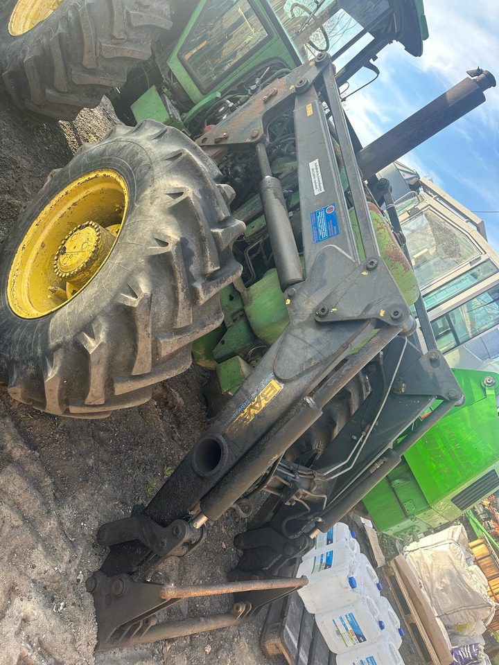 Ładowacz czołowy TUR do John Deere 4240S 4240 - Prednji utovarivač za traktor: slika 1 Ładowacz czołowy TUR do John Deere 4240S 4240 - Prednji utovarivač za traktor: slika 1