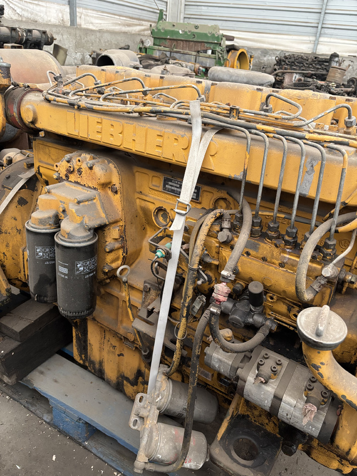 Liebherr D906TB D 904 TB Silnik Kompletny Blok Koło Zamachowe Wał Korbowy Pokrywa Miska CZĘŚCI - Zamajac za Poljoprivredna mašina: slika 2 Liebherr D906TB D 904 TB Silnik Kompletny Blok Koło Zamachowe Wał Korbowy Pokrywa Miska CZĘŚCI - Zamajac za Poljoprivredna mašina: slika 2