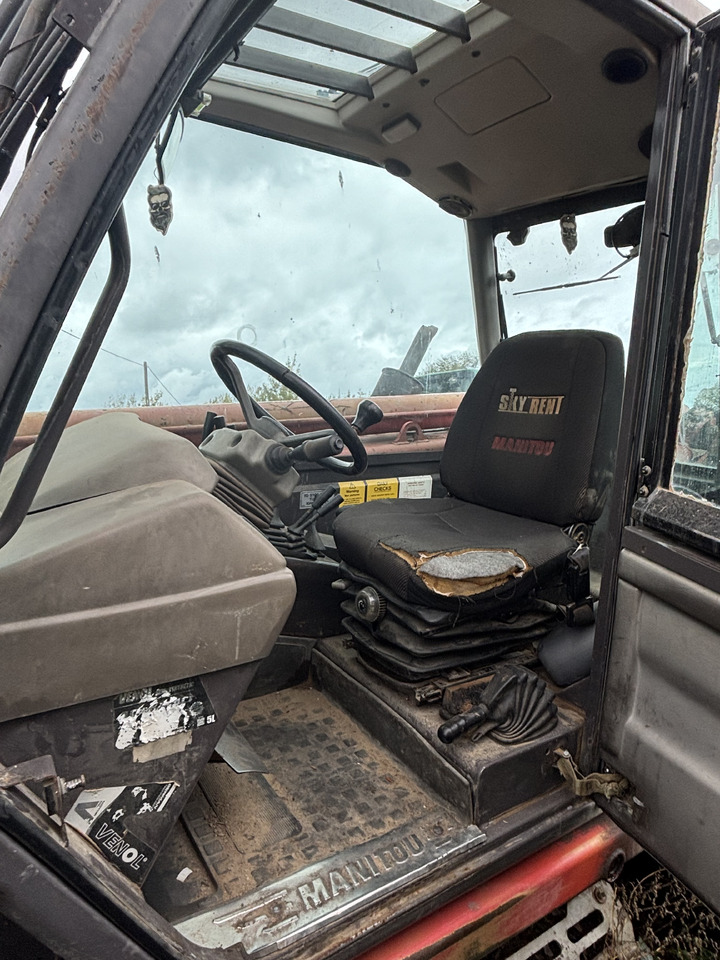 Manitou MT 1740 SLT - Ładowarka Teleskopowa - Fotel Kanapa Siedzenie Kierowcy - Sedište za Teleskopski upravljač: slika 1 Manitou MT 1740 SLT - Ładowarka Teleskopowa - Fotel Kanapa Siedzenie Kierowcy - Sedište za Teleskopski upravljač: slika 1