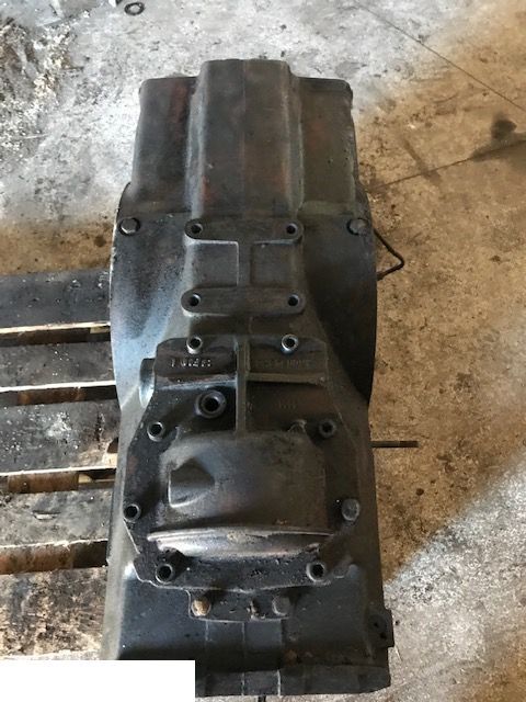 Massey Ferguson 6475 - Obudowa WOM - Transmisija za Traktor: slika 5 Massey Ferguson 6475 - Obudowa WOM - Transmisija za Traktor: slika 5