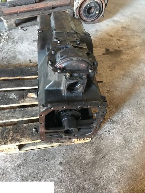 Massey Ferguson Dyna 6 - 6475 - Skrzynia - Menjač za Poljoprivredna mašina: slika 4 Massey Ferguson Dyna 6 - 6475 - Skrzynia - Menjač za Poljoprivredna mašina: slika 4