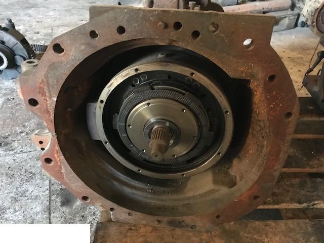 Massey Ferguson Dyna 6 - CZĘŚCI - Menjač za Poljoprivredna mašina: slika 5 Massey Ferguson Dyna 6 - CZĘŚCI - Menjač za Poljoprivredna mašina: slika 5