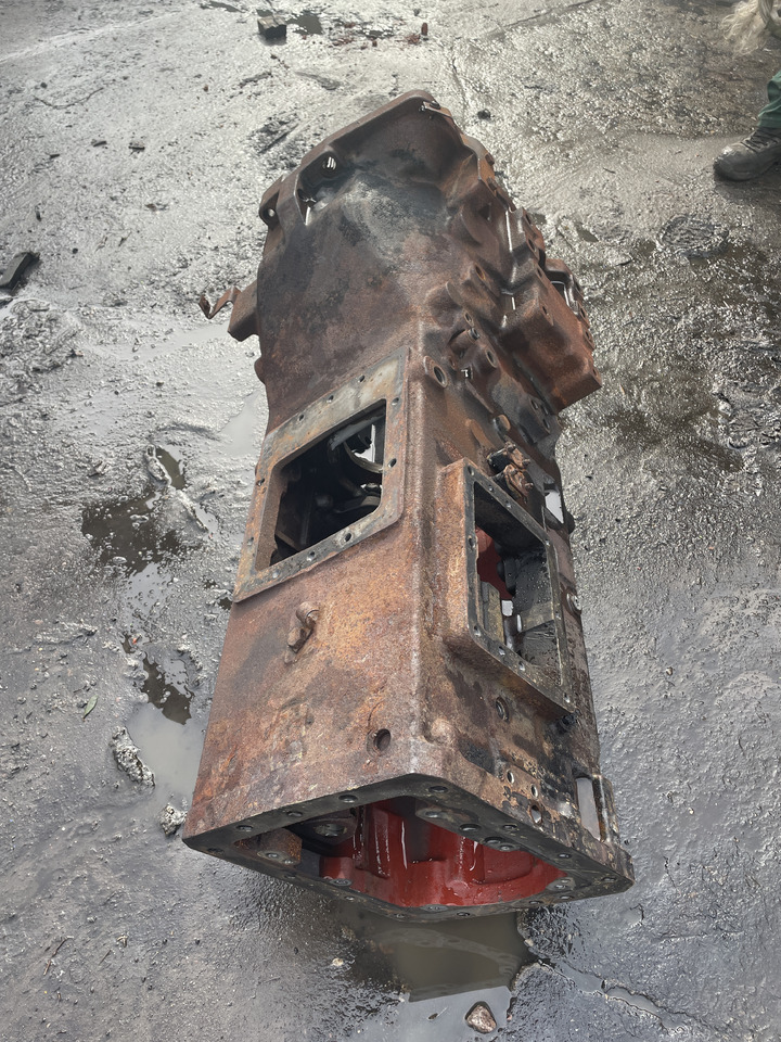 New Holland 8160 - obudowa skrzyni biegów 5164693 - Menjač za Traktor: slika 3 New Holland 8160 - obudowa skrzyni biegów 5164693 - Menjač za Traktor: slika 3