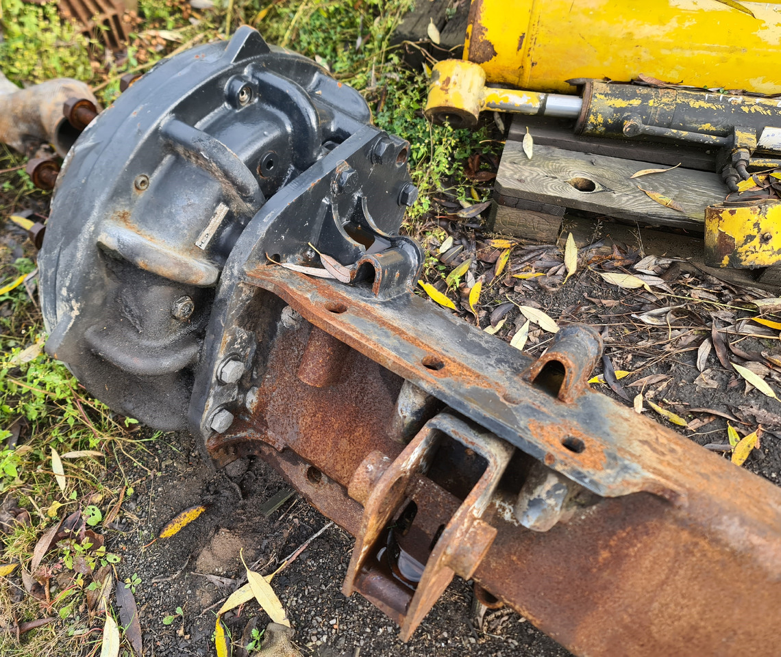 New Holland CR9.90 CX8.90 CR CX Most Zwolnica Układ Napędowy Oś Ukad Planetarny CZĘŚCI - Pogonski reduktor za Poljoprivredna mašina: slika 3 New Holland CR9.90 CX8.90 CR CX Most Zwolnica Układ Napędowy Oś Ukad Planetarny CZĘŚCI - Pogonski reduktor za Poljoprivredna mašina: slika 3